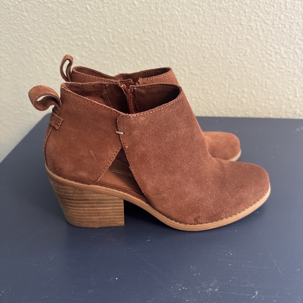 TOMS Women's Lea Zippered Round Toe Casual Boots Ankle Mid Heel Size 8.5